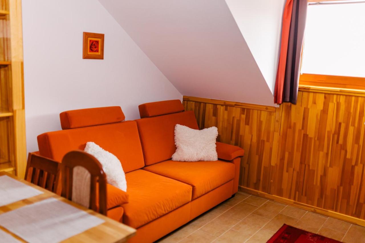 Niki Apartman Дьюла Экстерьер фото