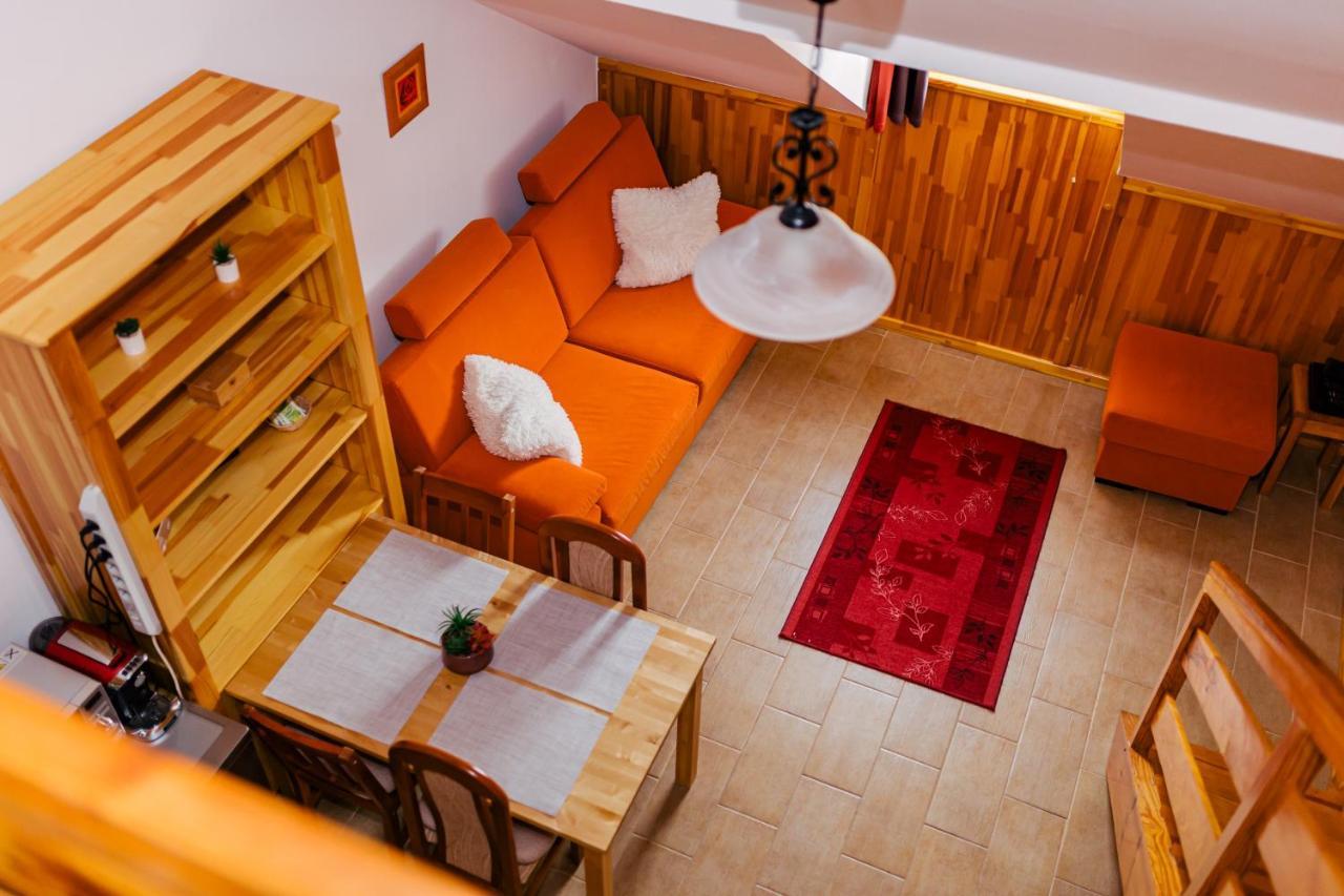Niki Apartman Дьюла Экстерьер фото